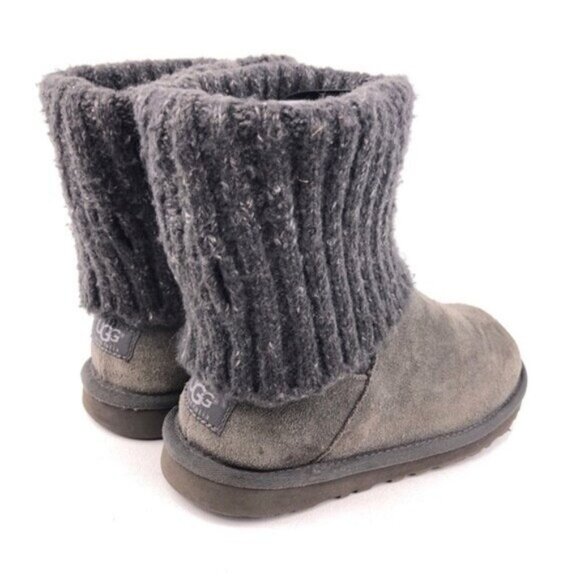 UGG Cambridge Sheepskin Winter Boots 6 - Picture 5 of 12